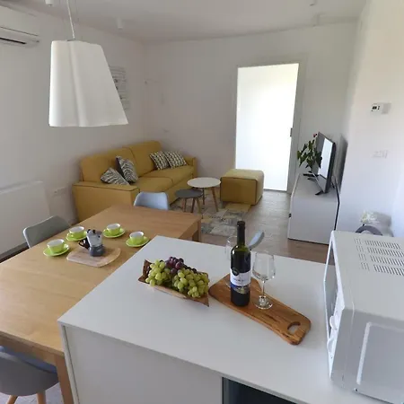 Apartment Vostan